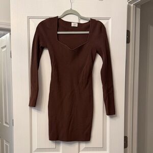 Aritzia Wilfred Long Sleeve Dress in Rich Brown